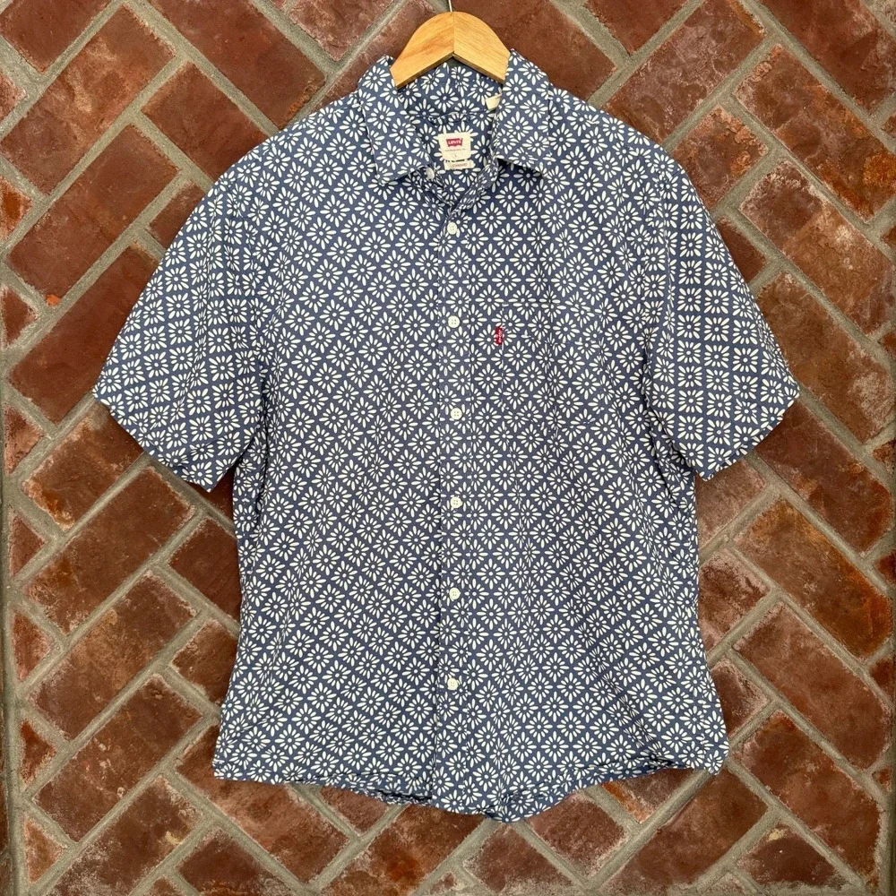 Levi's Red Tab Button Up Shirt Men's Size L Blue Short Sleeve 100% Cotton Camp